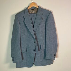 2 piece vintage men’s LEVIs suit 70s
